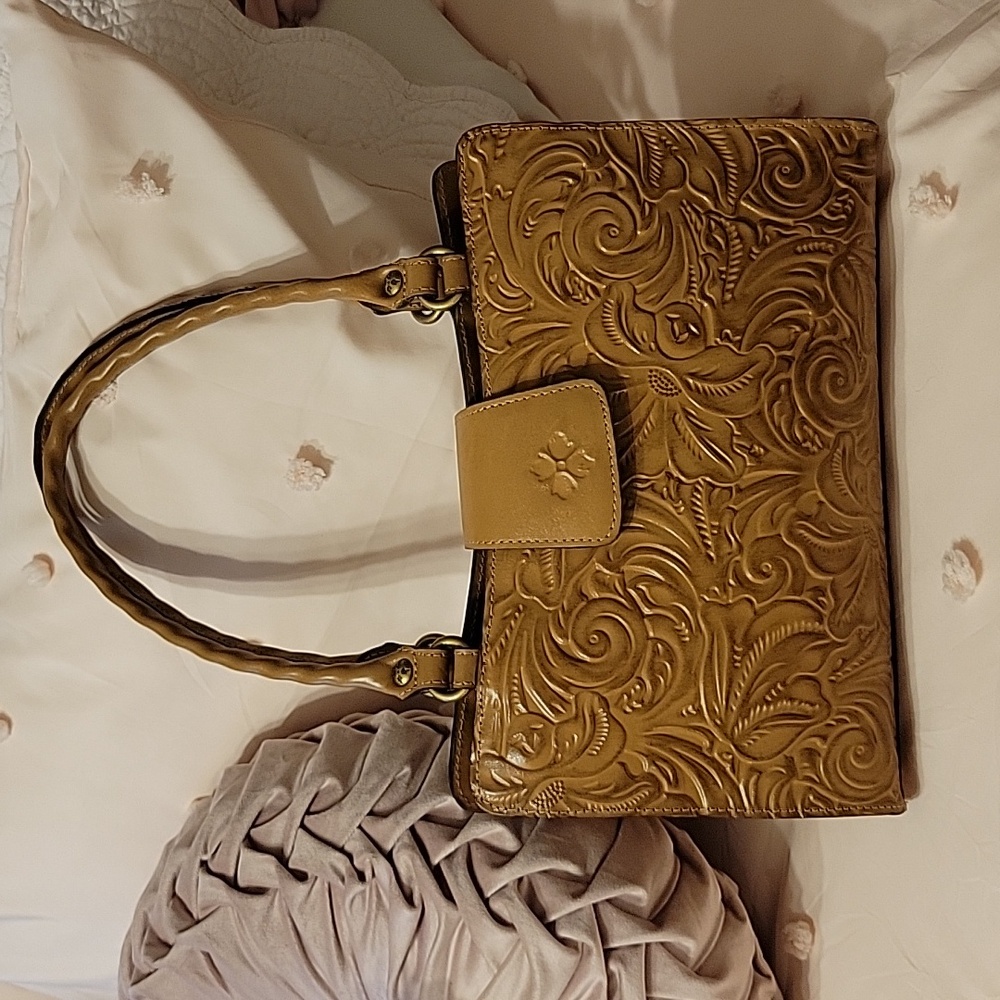 NEW Patricia Nash Rienzo Biscuit purse Burnished Tooled Collection 2 handles …